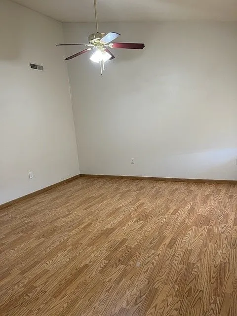 2 bed, 960 sqft, $1,025 — Photo 3