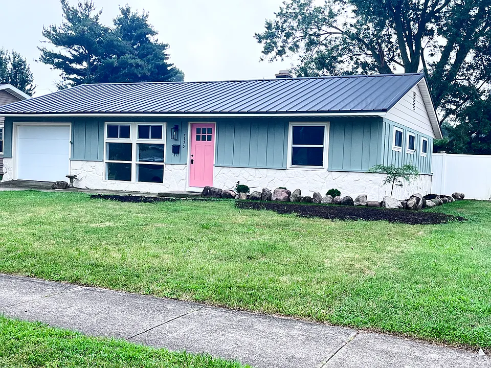 3120 Rexford Dr