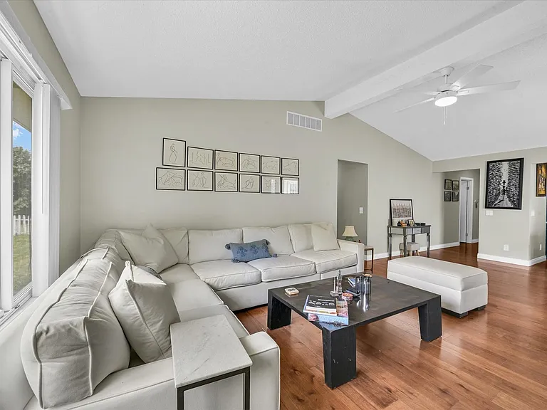 2801 Rachel Rd — Photo 4