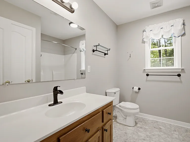 4908 Stoney Creek Pkwy — Photo 34