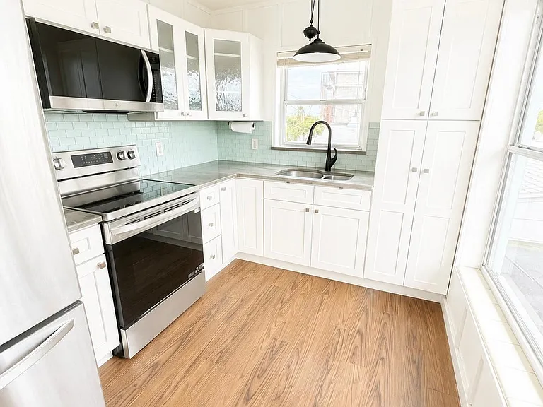 509 S Bayshore Dr #2 — Photo 11