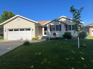5407 Marius Dr, Cedar Falls, IA 50613