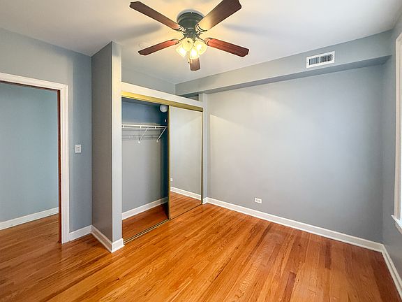 3rd image of 6001 N Winthrop Ave APT 1E