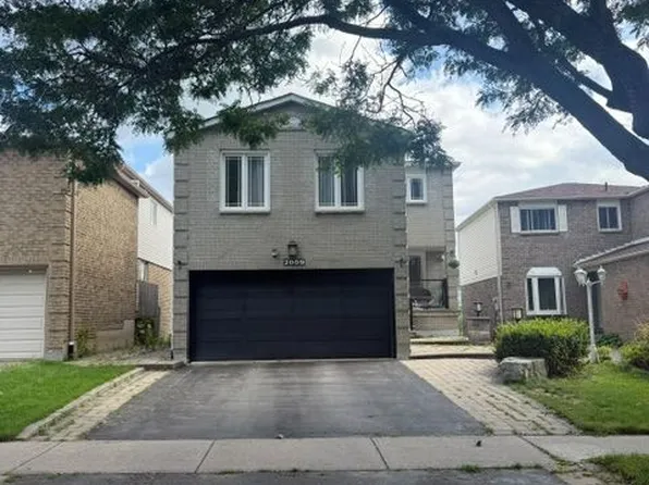2009 Shay Dr, Pickering, ON L1X 1Y1
