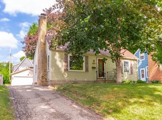 5836 Oaklawn Ave, Edina, MN 55424