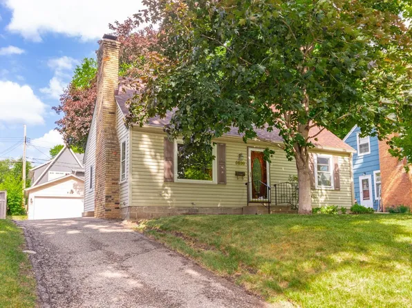 5836 Oaklawn Ave, Edina, MN 55424