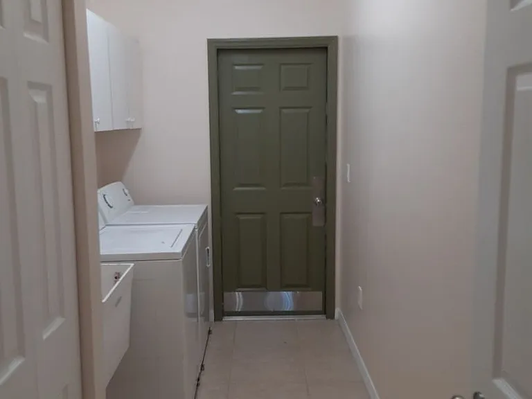 13409 Short Ct — Photo 9