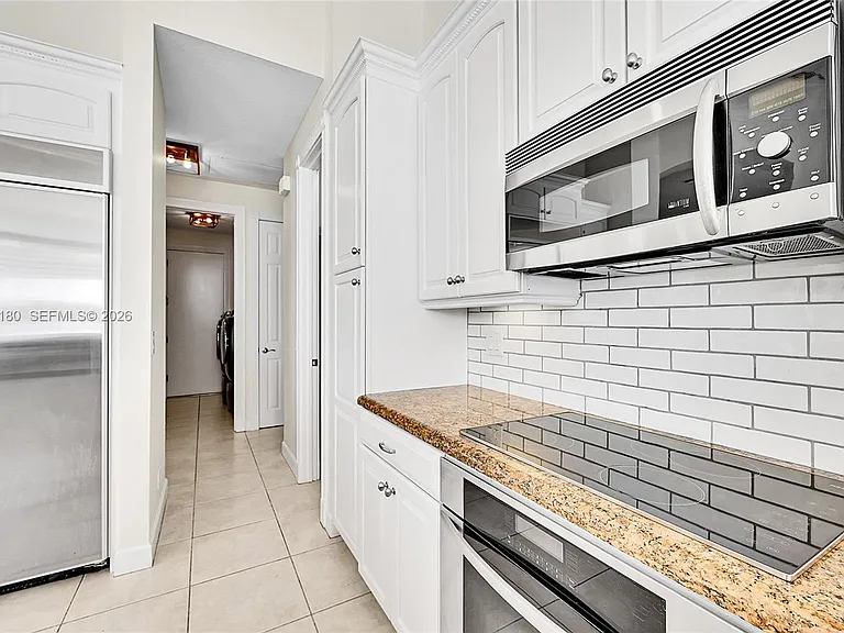 512 NW 120th Dr — Photo 8