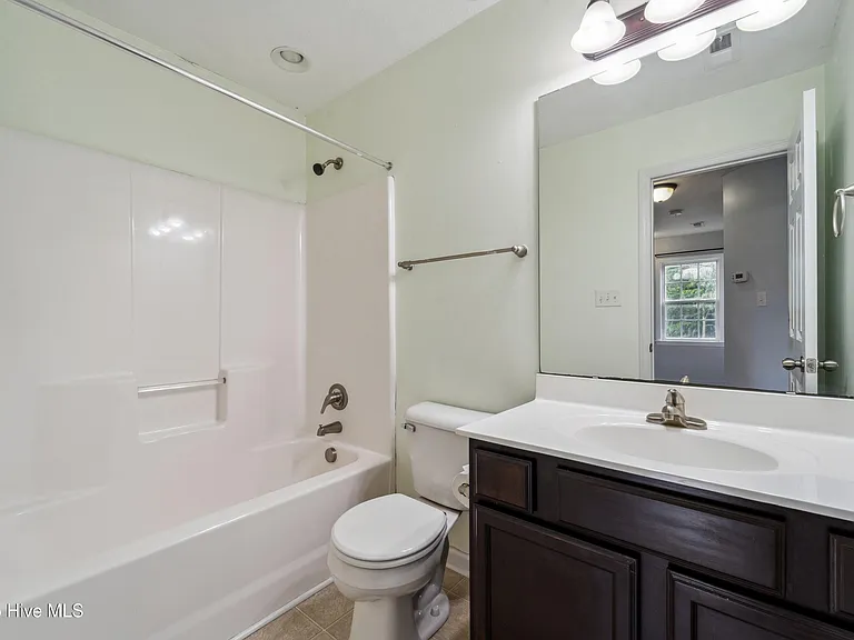 138 Briar Hollow Dr — Photo 14