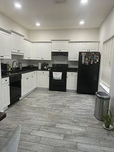 7568 Plantation Cir Photo 1