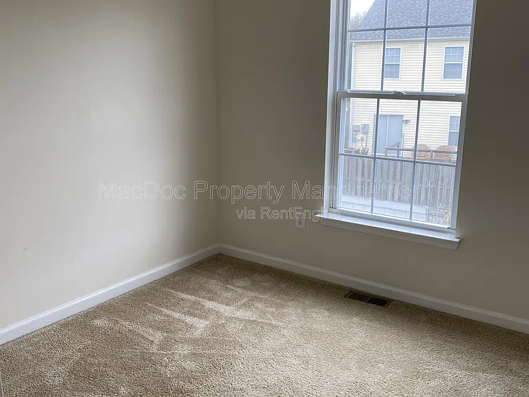 2909 Broyhill Ct — Photo 19