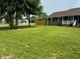 503 Hidden Valley Dr, Fayetteville, NC 28311