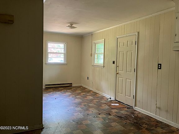 4th image of 4313 Jacobs Avenue