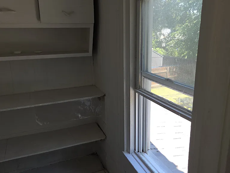 3133 W 44th St #4 — Photo 9