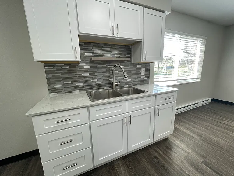 6110 Monroe St #9 — Photo 2