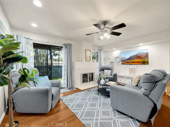 7304 Quill Dr APT 182, Downey, CA 90242