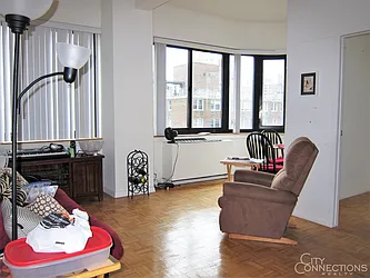 Rented by City Connections Realty