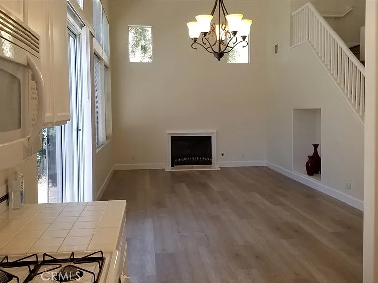 13440 N Bowers Ct — Photo 38