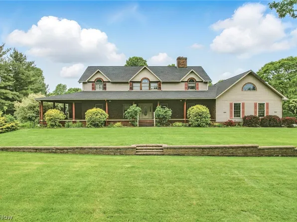 4114 S Raccoon Rd, Canfield, OH 44406