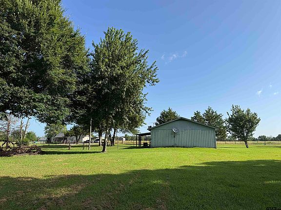 4th image of 10 County Road 1224
