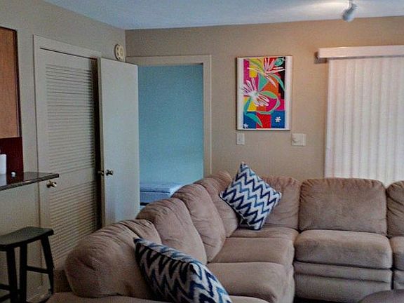 3rd image of 100 Sailors Cove Dr