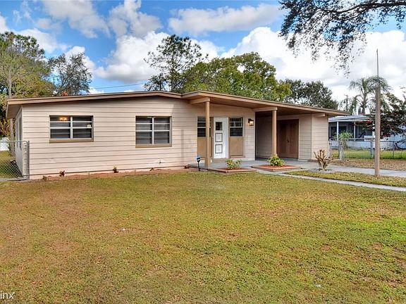 3rd image of 2336 S Crystal Lake Dr