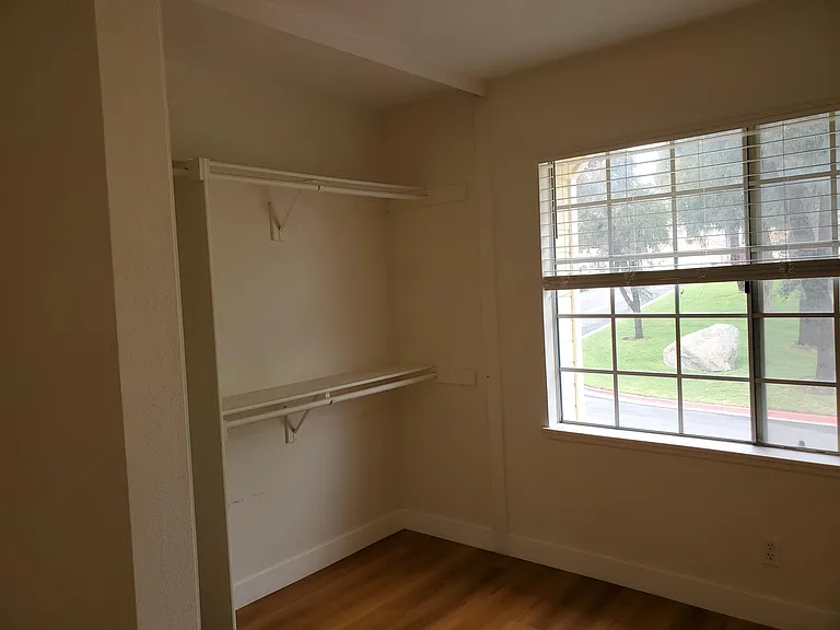 Carissa St — Photo 11
