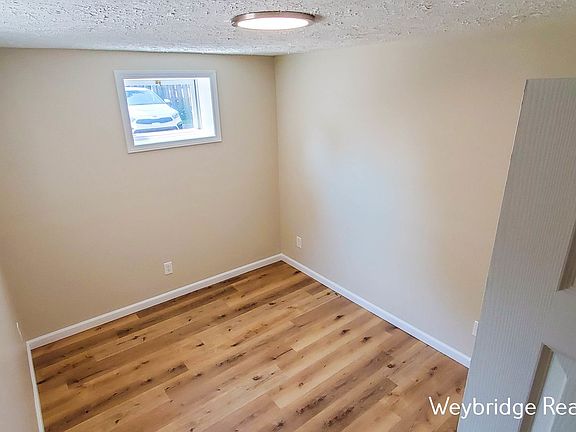 5th image of 3853 Delmar Ave #8