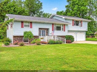 N1415 Greenwood Rd, Greenville, WI 54942