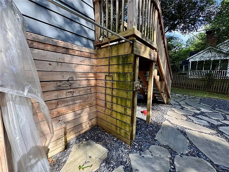 687 Brownwood Ave — Photo 21
