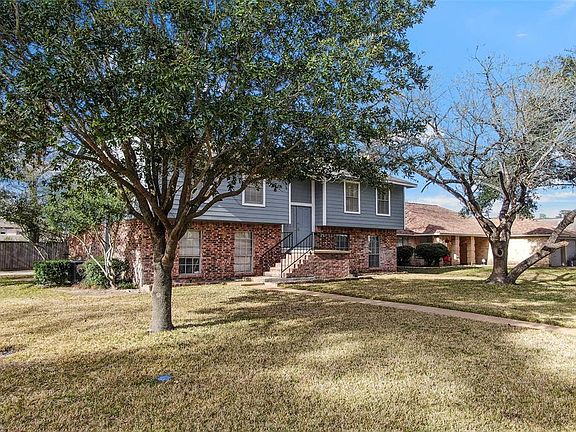 3rd image of 14722 Cypress Meadow Dr