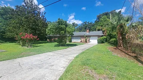 1426 Kingston Ave — Photo 1