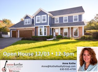 2189 Charlotte Ct, Wheaton, IL 60189