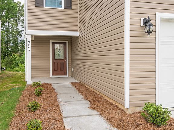 3rd image of 9543 Kendall Dr