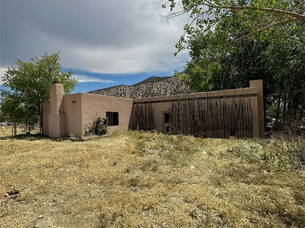 434 Highway 111, La Madera, NM 87539