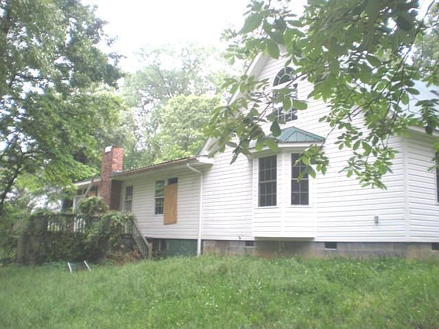 2nd image of 1628 N Bellview Rd