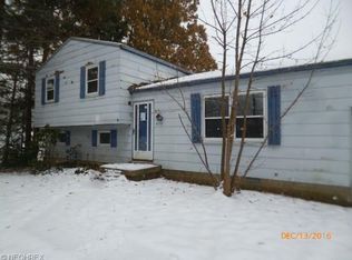 10176 Strausser St NW, Canal Fulton, OH 44614