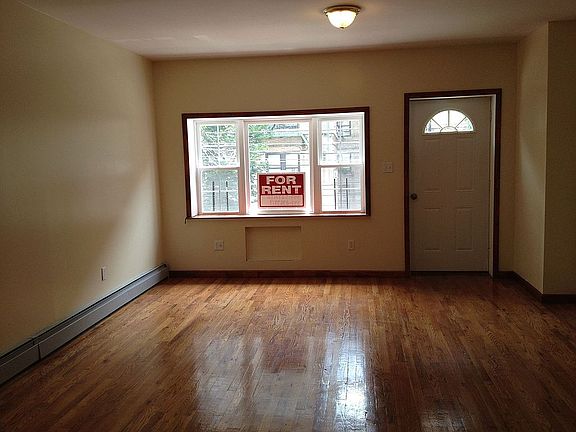 2nd image of 315 E 163rd St