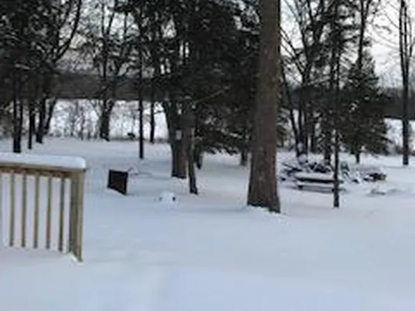 5317 Four Mile Rd #W, Racine, WI 53402