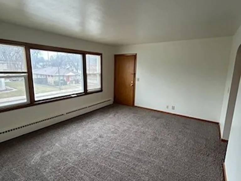 6713 W Bluemound Rd #53213-7300 — Photo 4