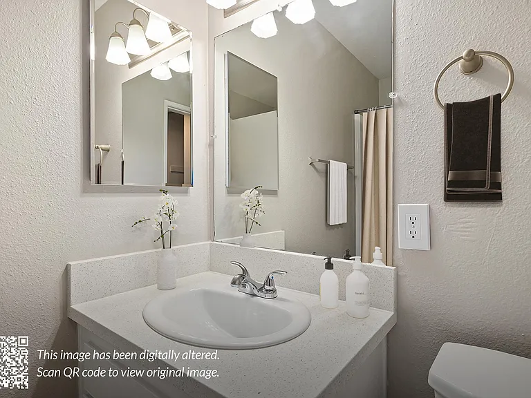 ORO Apartments — Photo 15