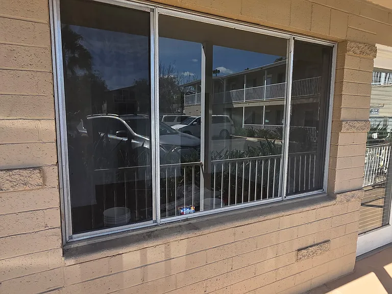 5050 Cass Street — Photo 17