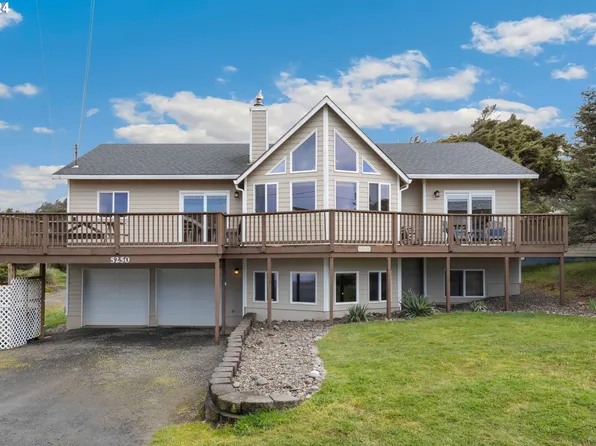 5250 NW Keel Ave, Lincoln City, OR 97367