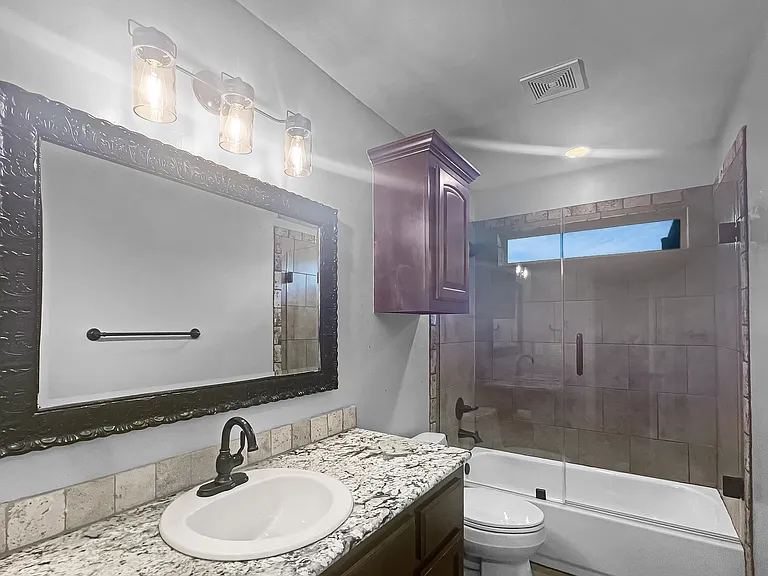 903 SW 78th St — Photo 10