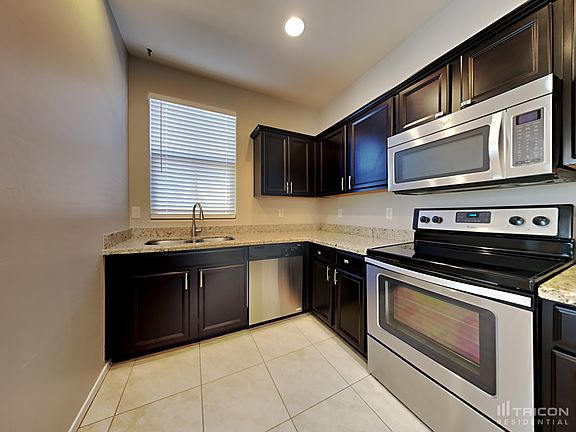 4th image of 14919 N 177th Ave