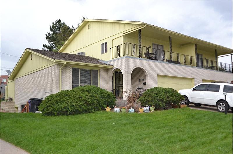 1st image of 3586 S Hillcrest Dr