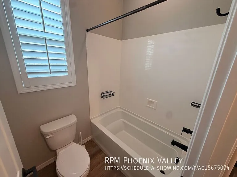 5151 N 181st Dr — Photo 8
