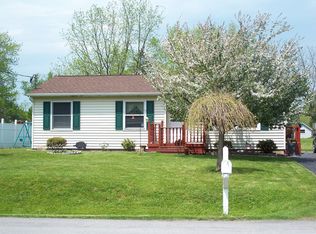 11 Longs Ln, Corfu, NY 14036