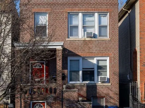 30 Logan Avenue image 1 of 12