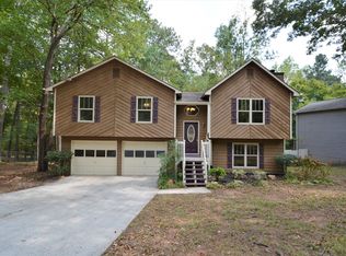 4171 Woodcrest Dr, Powder Springs, GA 30127
